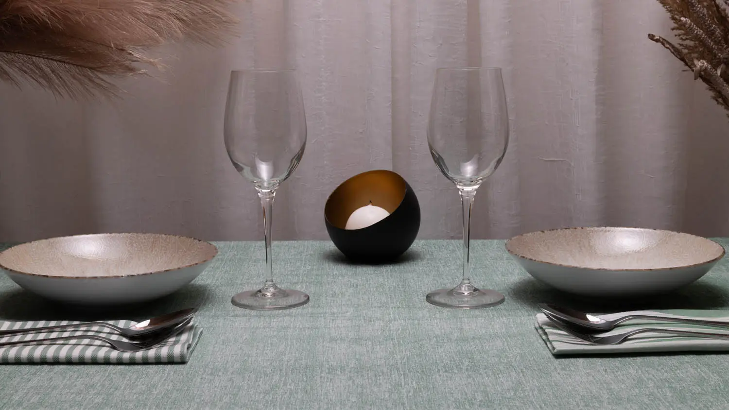 Tovaglie-TNT-Airlaid-verde-Britz-abbinamenti